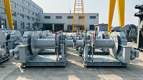 Treuil hydraulique